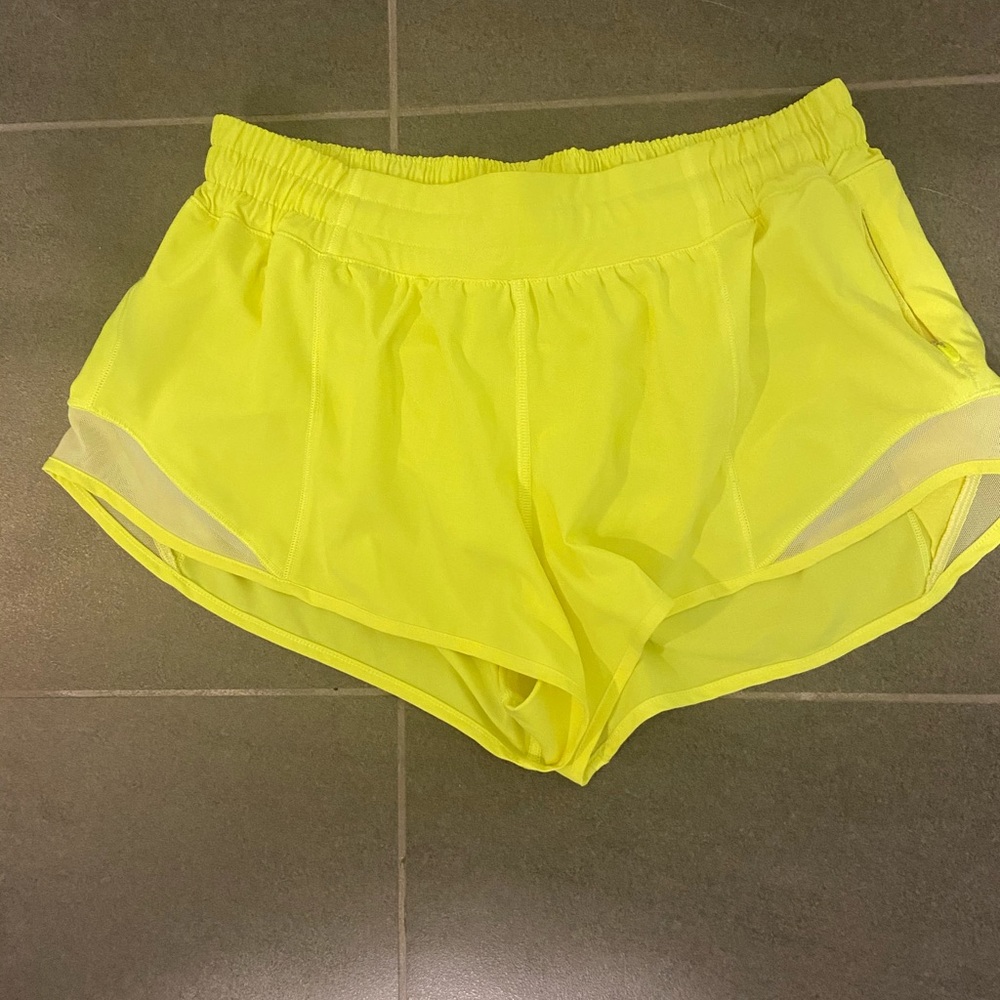 Hotty Hot Shorts Highlight Yellow Size 8 2.5”